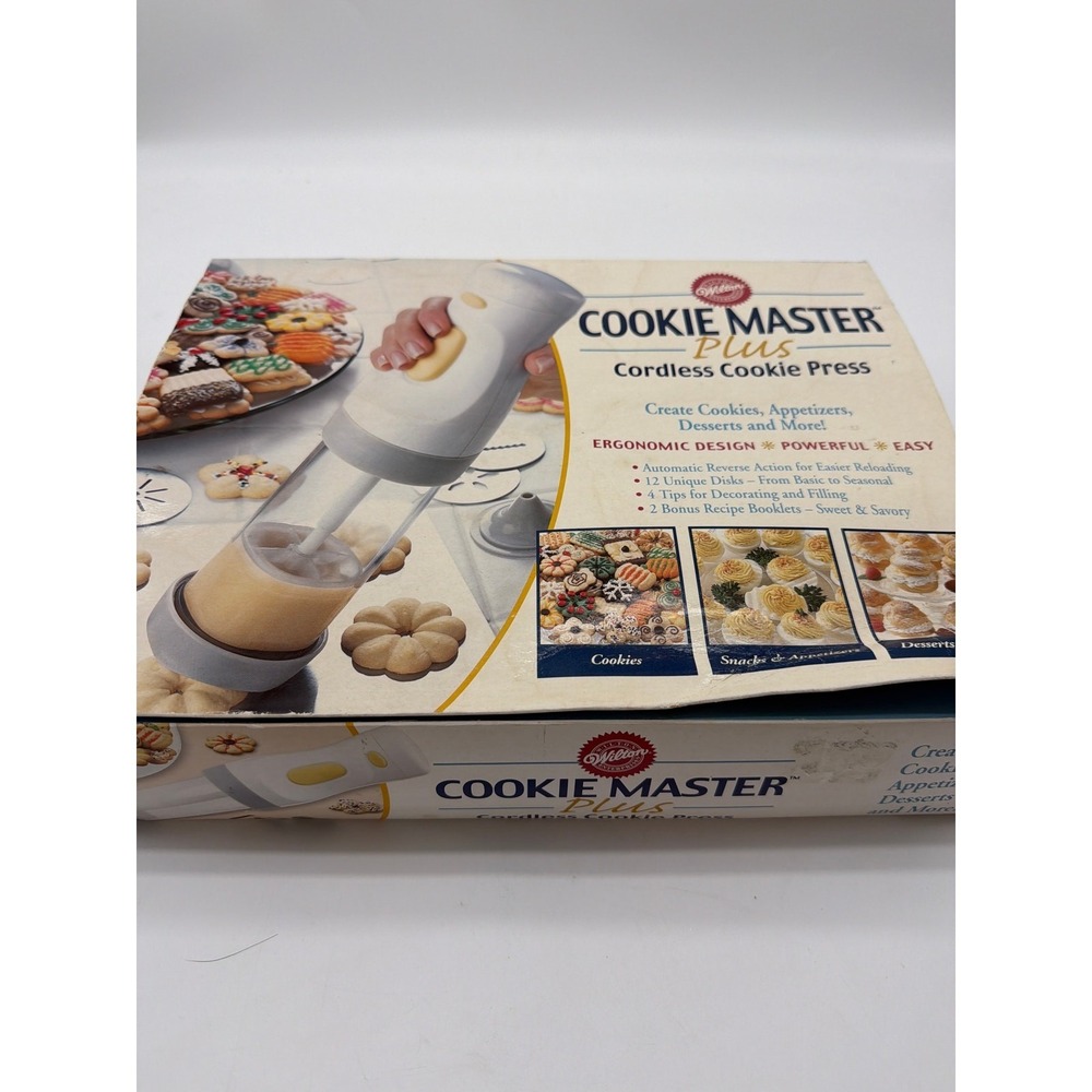 Vtg Wilton Cookie Master Plus Cordless Cookie‎ Press/12 Disks & 4 Tips